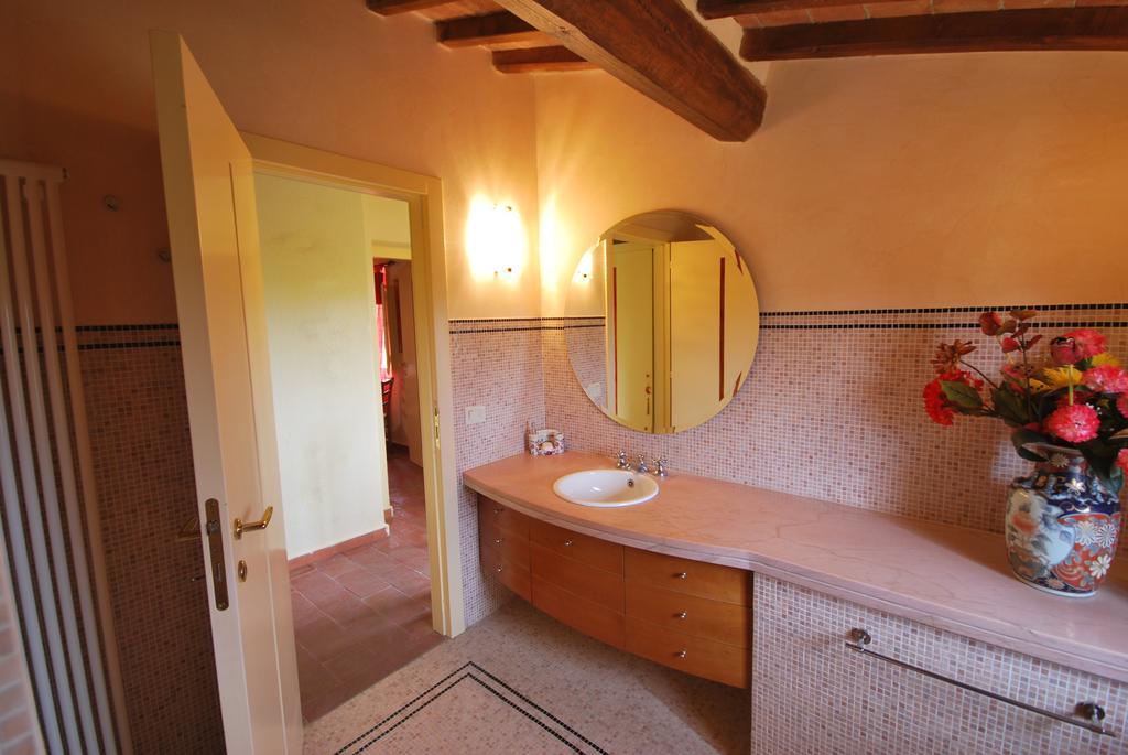 San Martin Del Colle Holiday Home Casciana Terme Room photo